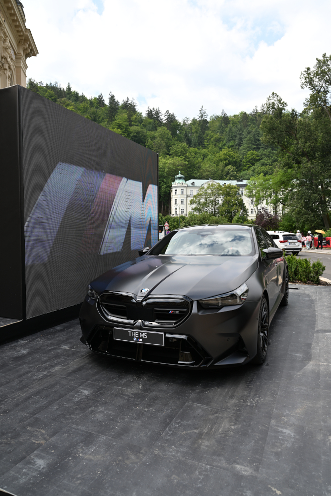 New BMW M5